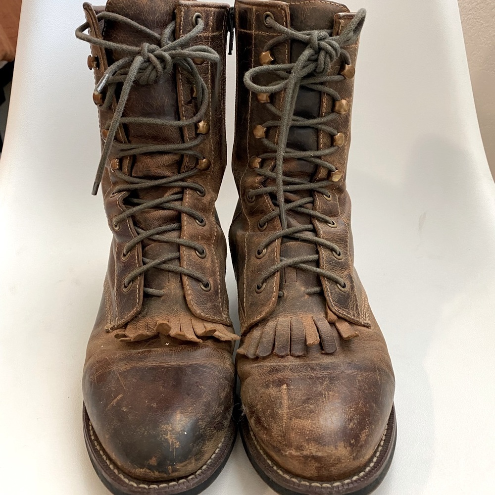 Laredo Sara Rose lace-up boots size 7.5